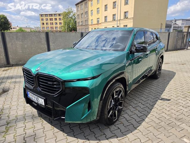 BMW XM